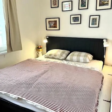 Apartman Cozy Vibe Apartment With Amazing Terrace Near Main Stadiums