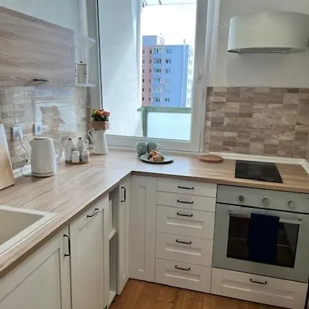Apartman Cozy Vibe Apartment With Amazing Terrace Near Main Stadiums *