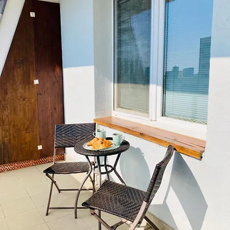 Cozy Vibe Apartment With Amazing Terrace Near Main Stadiums * Bratysława